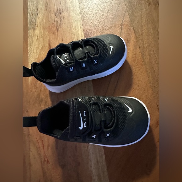 Nike baby sneakers - Picture 3 of 4